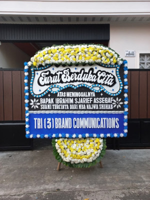 Papan Bunga Duka di Padanan